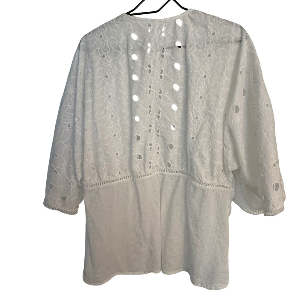 Passports Womens White Eyelet Lace Kimono Cardigan Boho Open Front Wrap Small - Picture 4 of 4